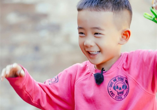 黄铧靓名字怎么样_黄姓宝宝取名黄铧靓 黄铧靓名字怎么样_黄姓宝宝取名黄铧靓