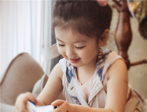 姓高的女孩名字唯美_高姓宝宝取名高奕臻 姓高的女孩名字唯美_高姓宝宝取名高奕臻