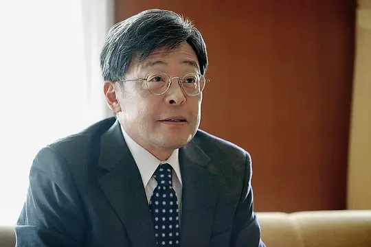 《高墙之内的理发室》第2集分集剧情介绍