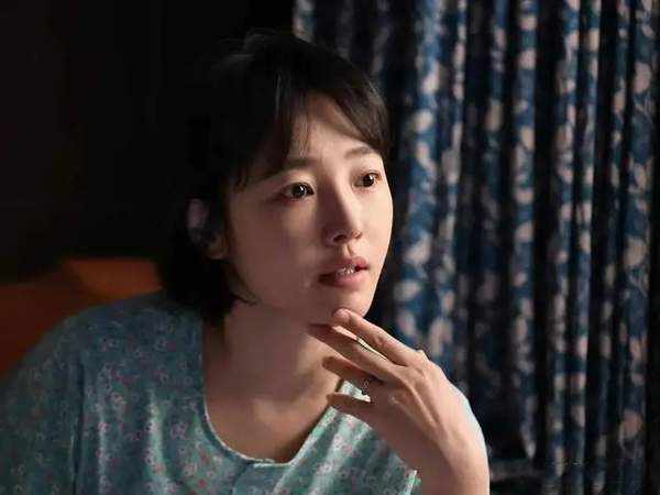 《好团圆》向前和冯跃什么关系?向前结了几次婚?